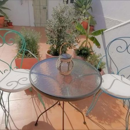 Cozy Apartment With Private Courtyard Barcarena Exteriér fotografie