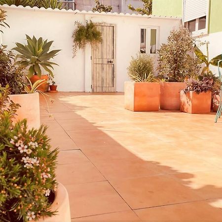 Cozy Apartment With Private Courtyard Barcarena Exteriér fotografie