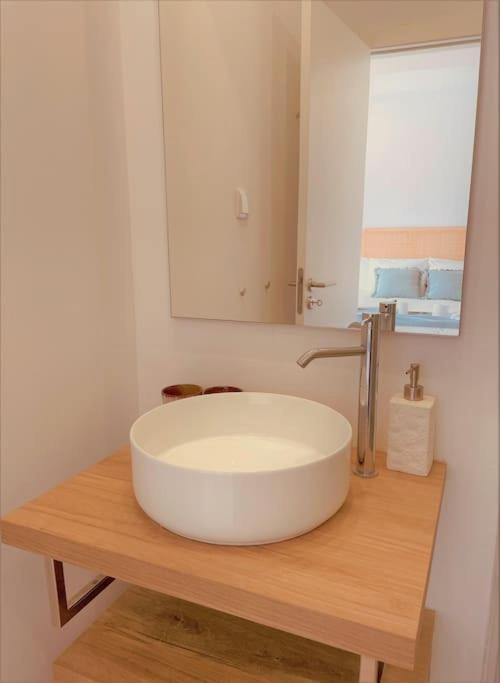 Cozy Apartment With Private Courtyard Barcarena Exteriér fotografie